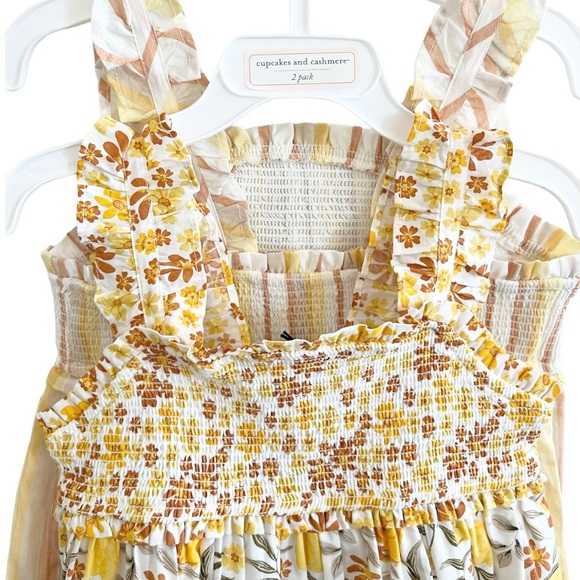 2 Dresses Cupcakes & Cashmere - Picture 2 of 8